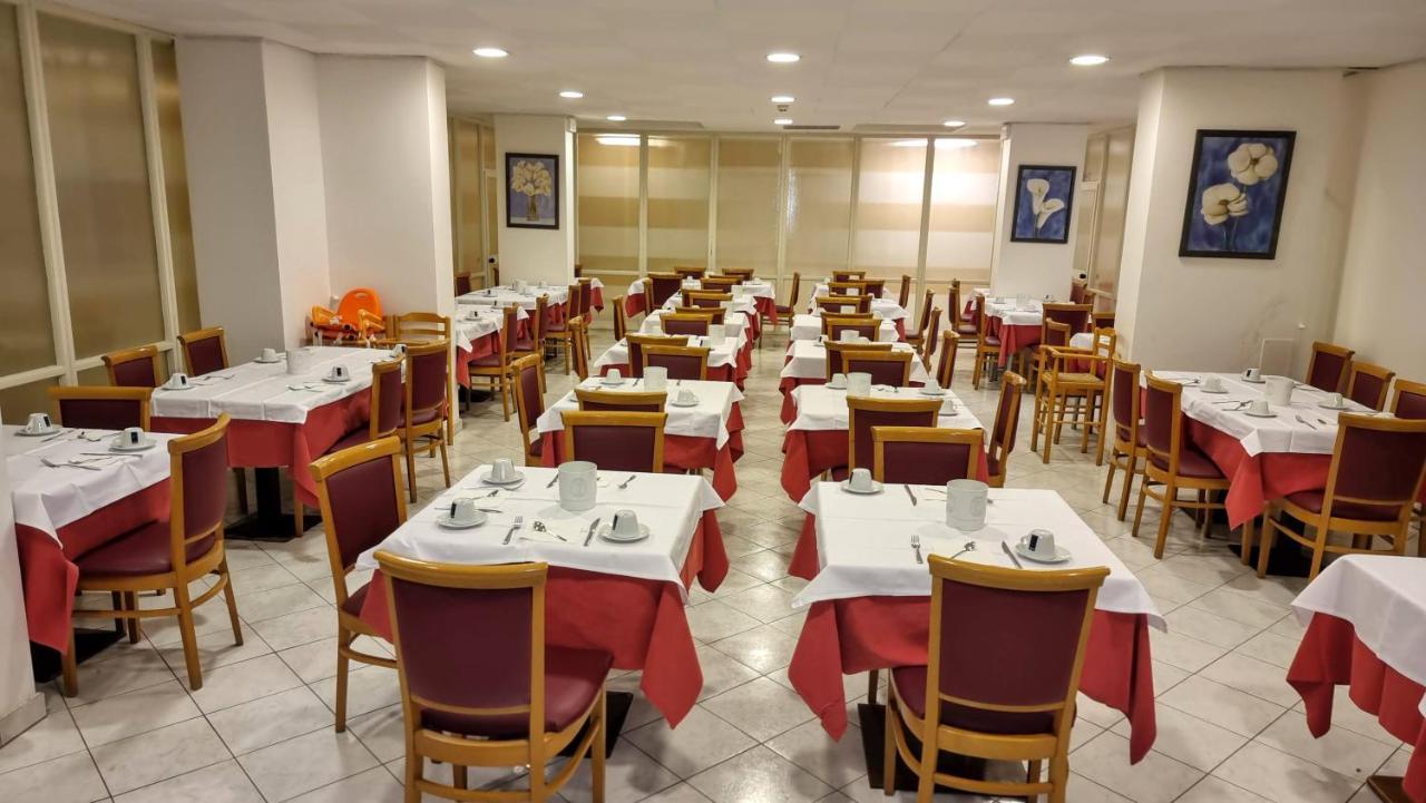 Hotel Regina Lignano Sabbiadoro Dış mekan fotoğraf