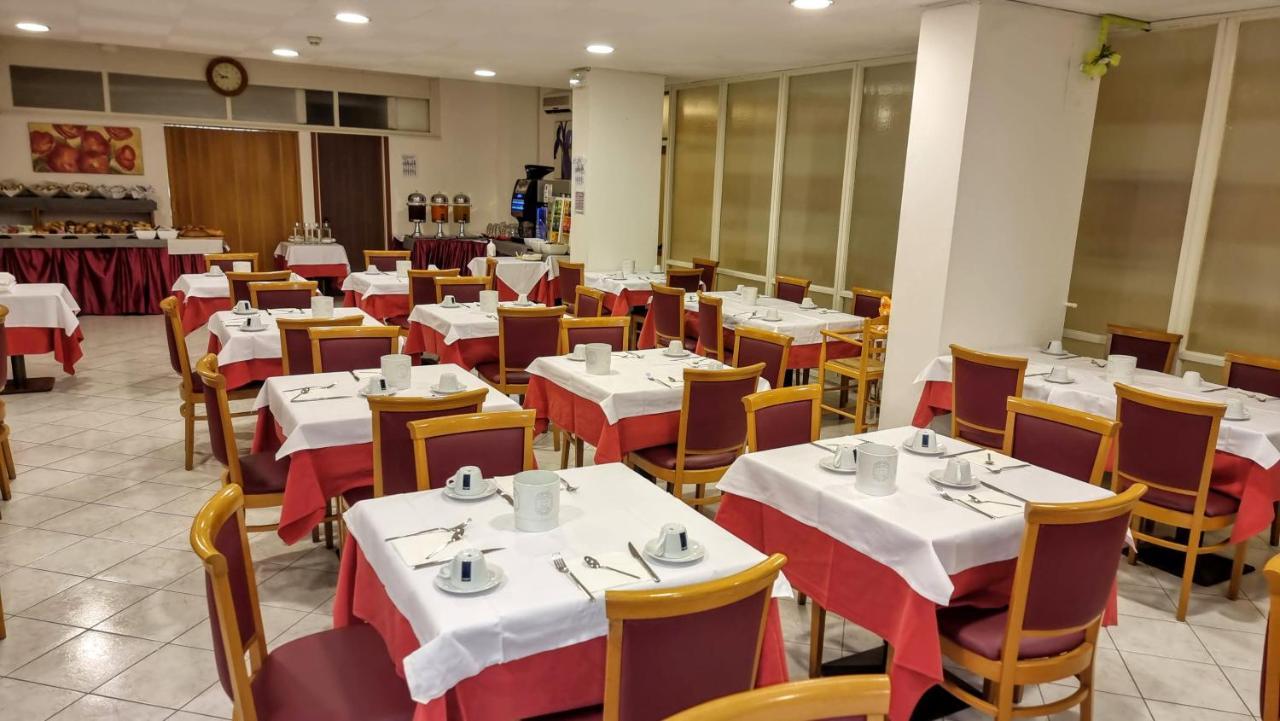 Hotel Regina Lignano Sabbiadoro Dış mekan fotoğraf
